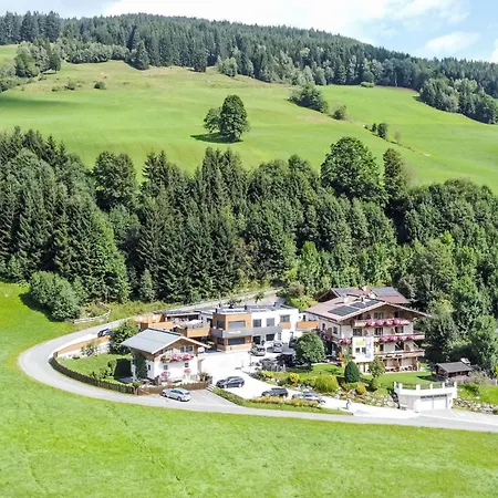Apartment Saalbacher Perle - Slb350 By Interhome *